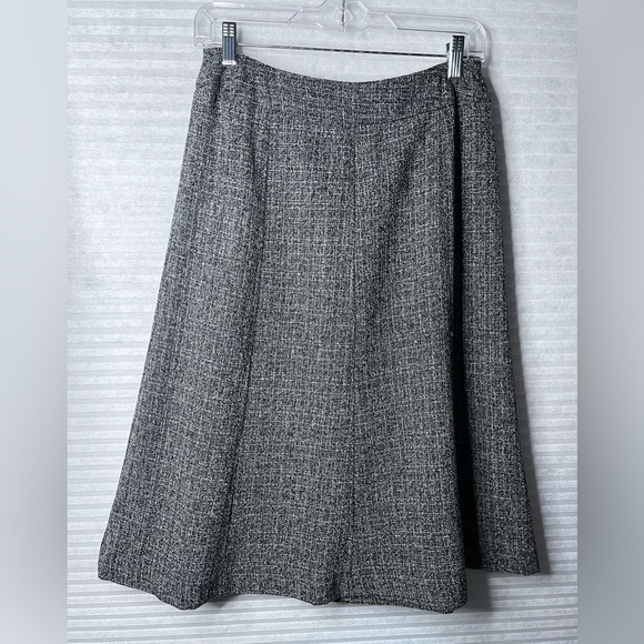 Sag Harbor Dresses & Skirts - SAG Harbor Vintage Petite  A Line Skirt Black & White Size 4P